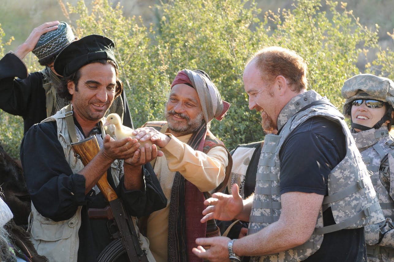 LOUIE: Louis C. K. in LOUIE episode DUCKLING airing Thursday, Aug. 25 (10:00PM ET) on FX. CR: FX